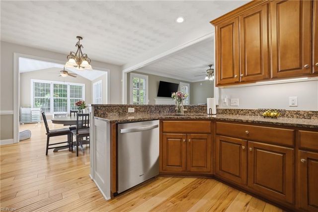13366 Country Walk CIR, Carrollton, VA 23314