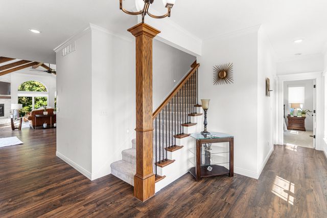 25400 SILVERCREST CT, Wooldridge, MO 65287