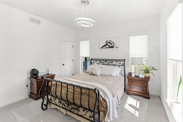 25400 SILVERCREST CT, Wooldridge, MO 65287