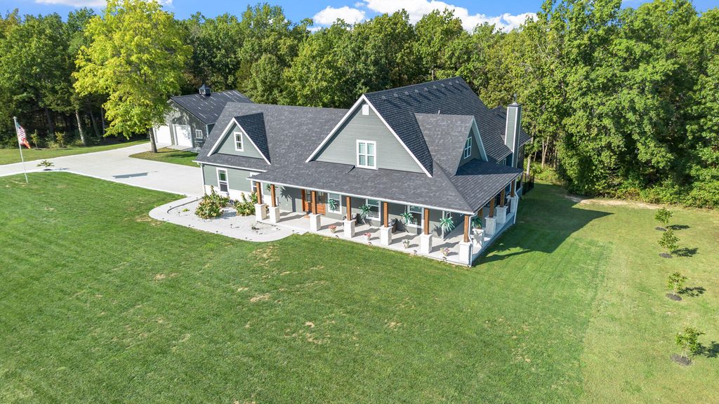 25400 SILVERCREST CT, Wooldridge, MO 65287