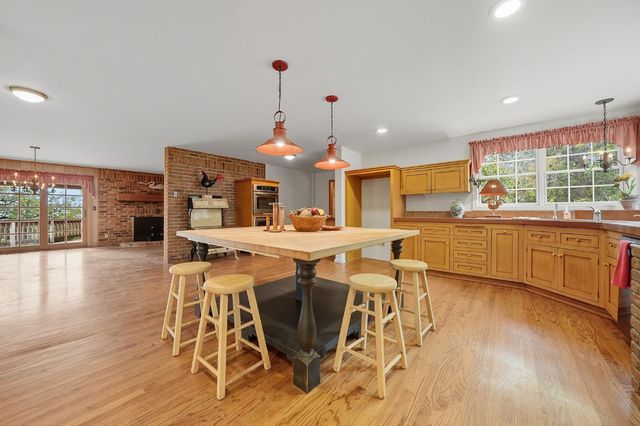 13825 Pine View, Pine Grove, CA 95665