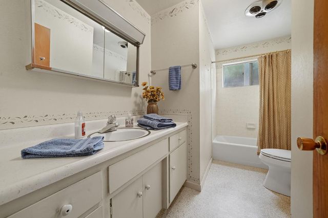 13825 Pine View, Pine Grove, CA 95665