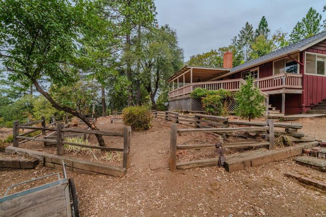 13825 Pine View, Pine Grove, CA 95665