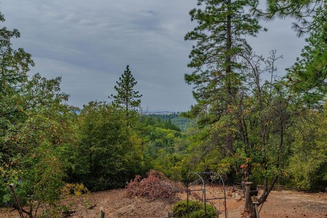 13825 Pine View, Pine Grove, CA 95665