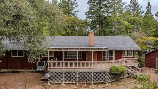 13825 Pine View, Pine Grove, CA 95665