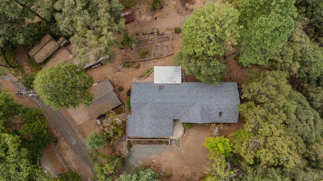 13825 Pine View, Pine Grove, CA 95665