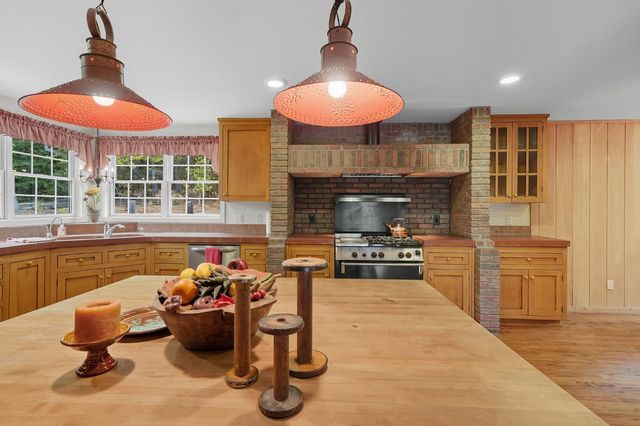 13825 Pine View, Pine Grove, CA 95665