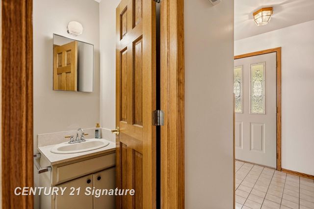 2153 Starlite Drive, Saginaw, MI 48603