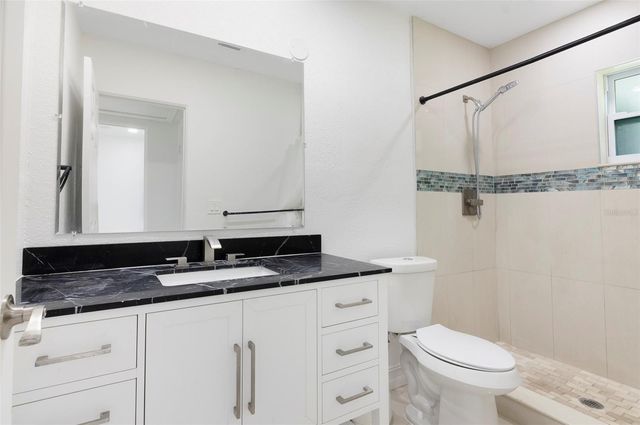 3725 31ST AVENUE N, St Petersburg, FL 33713