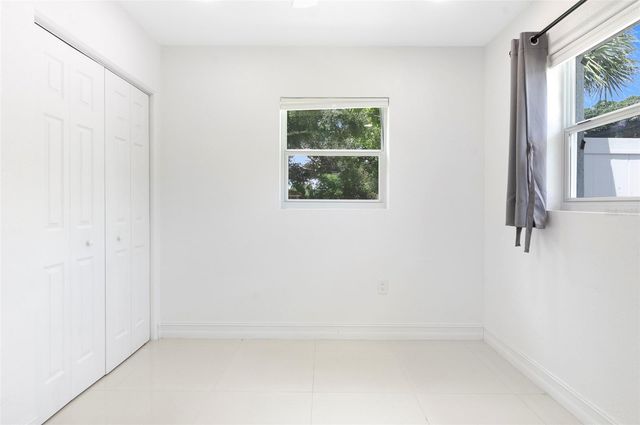 3725 31ST AVENUE N, St Petersburg, FL 33713