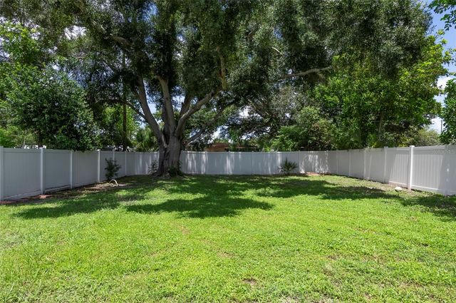 3725 31ST AVENUE N, St Petersburg, FL 33713