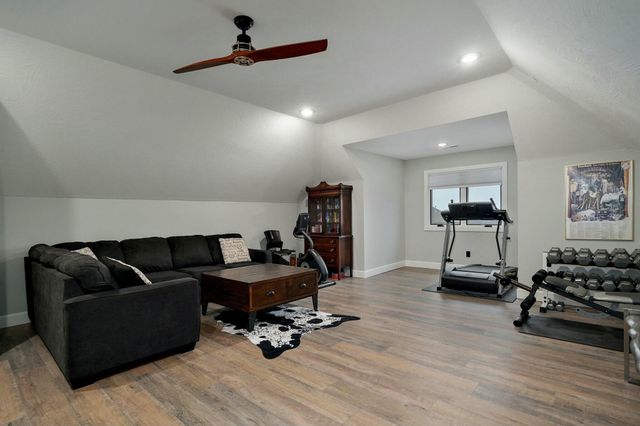 4748 East Forest Trails Drive, Springfield, MO 65809