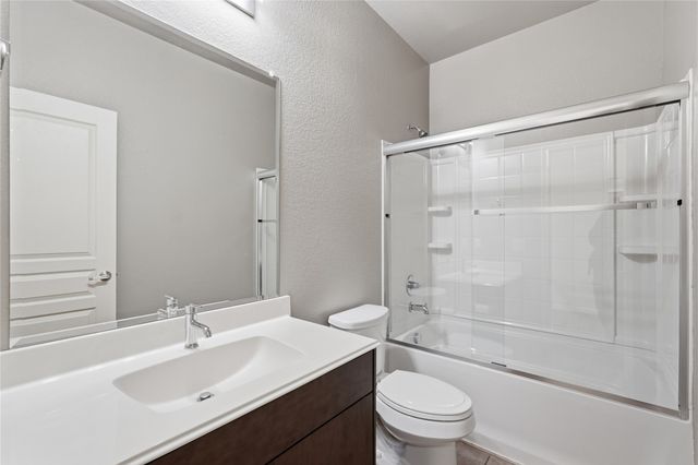 543 Johnson Drive, Lavon, TX 75166