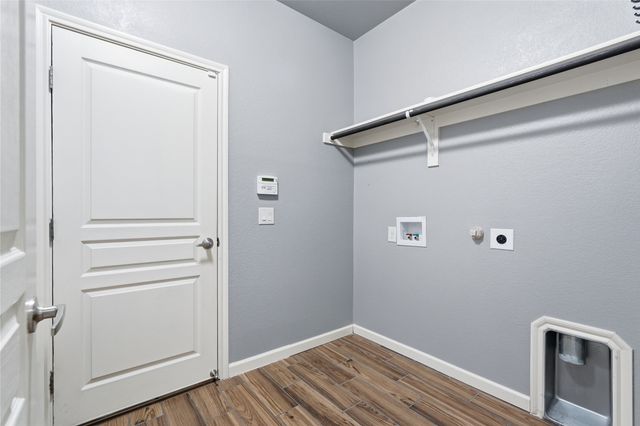 543 Johnson Drive, Lavon, TX 75166