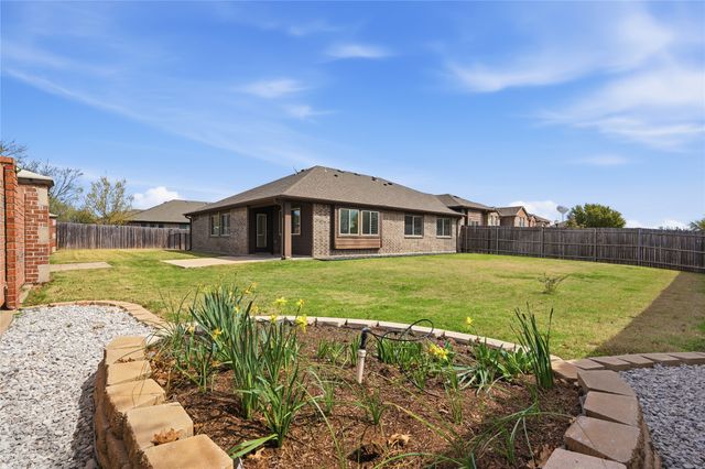 543 Johnson Drive, Lavon, TX 75166