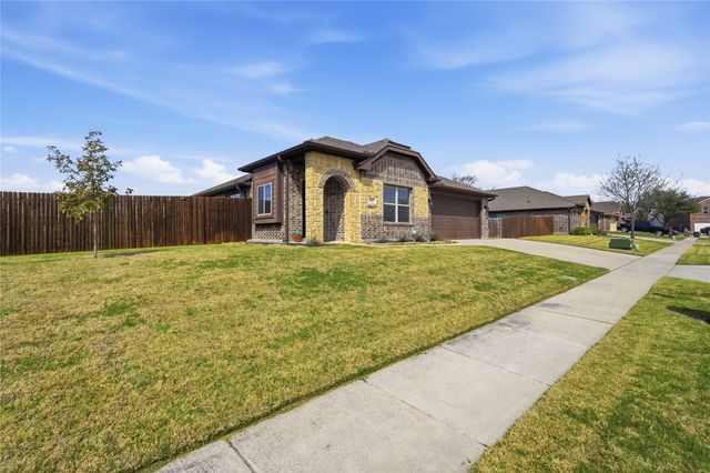 543 Johnson Drive, Lavon, TX 75166