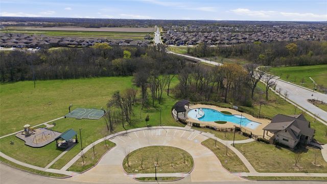 543 Johnson Drive, Lavon, TX 75166