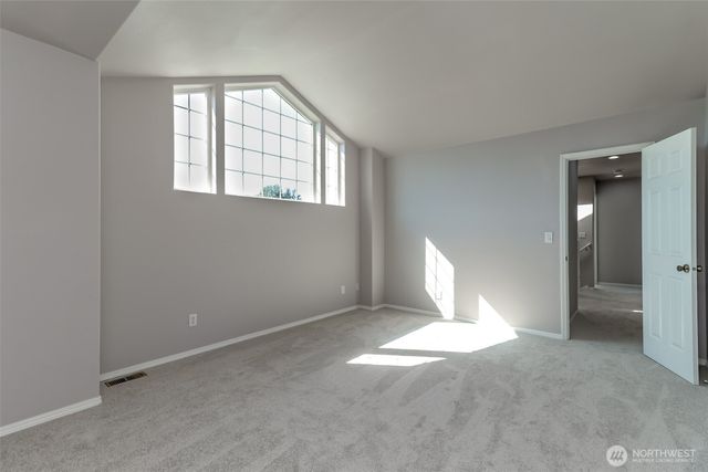 27012 117th Place SE, Kent, WA 98030