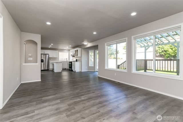 27012 117th Place SE, Kent, WA 98030