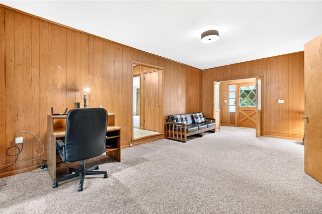 2 Laura Lane, Spring Valley, NY 10977