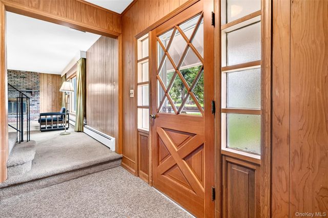 2 Laura Lane, Spring Valley, NY 10977