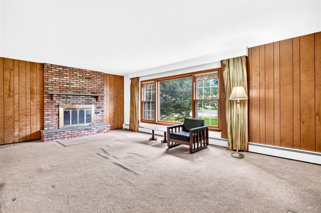 2 Laura Lane, Spring Valley, NY 10977