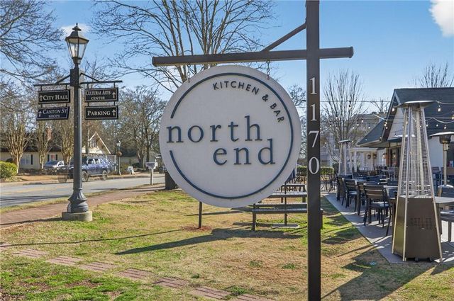 1256 Coleman Street, Roswell, GA 30075