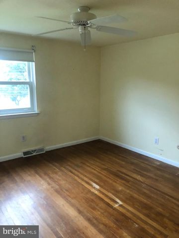 904 TOWNSHIP LINE RD, Plymouth Meeting, PA 19462