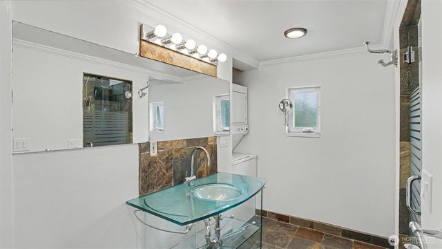 5958 35th Avenue SW, Seattle, WA 98126