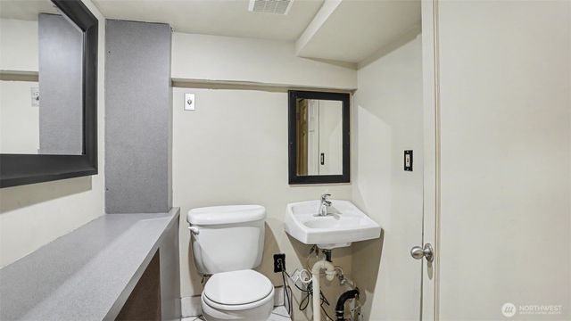 5958 35th Avenue SW, Seattle, WA 98126