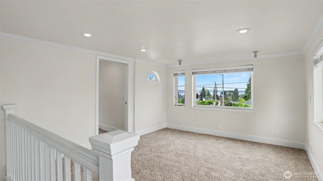 5958 35th Avenue SW, Seattle, WA 98126