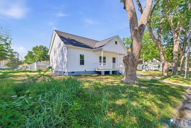 2206 Grant St, Hopewell, VA 23860