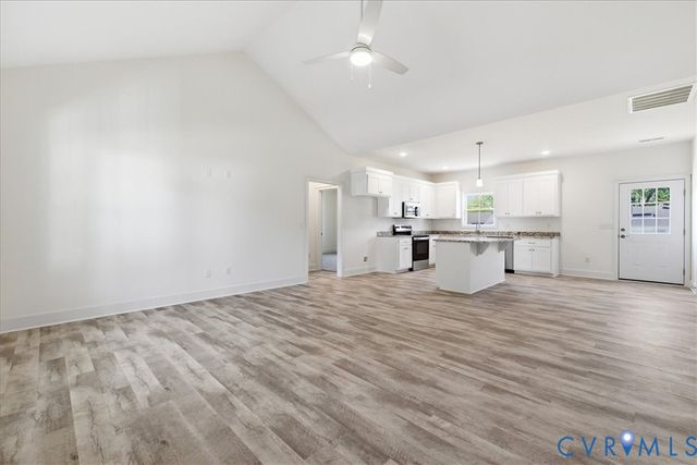2206 Grant St, Hopewell, VA 23860