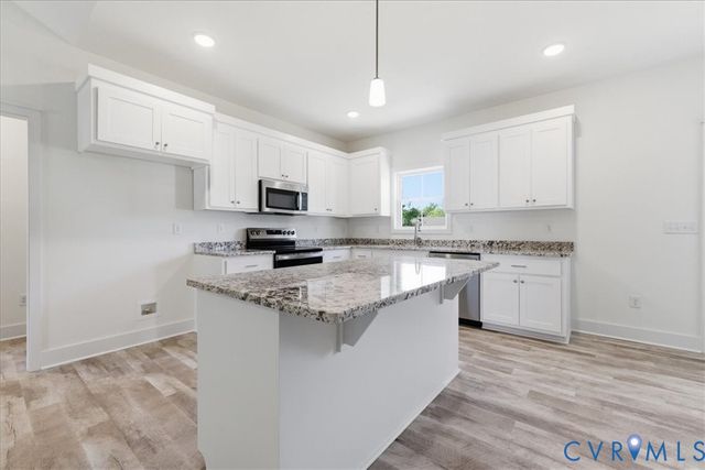 2206 Grant St, Hopewell, VA 23860