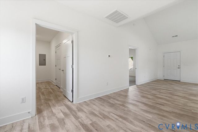 2206 Grant St, Hopewell, VA 23860