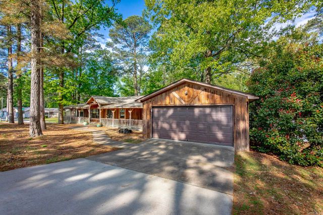 1600 E Lakeview, Benton, AR 72015