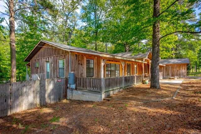 1600 E Lakeview, Benton, AR 72015