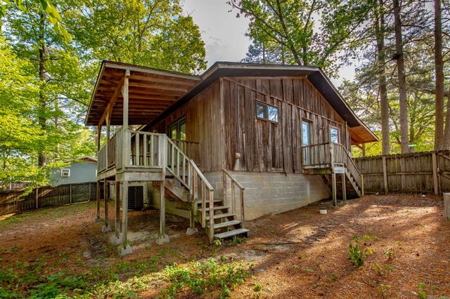 1600 E Lakeview, Benton, AR 72015