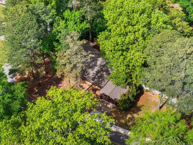 1600 E Lakeview, Benton, AR 72015