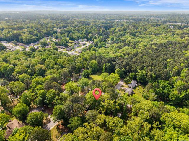 1600 E Lakeview, Benton, AR 72015
