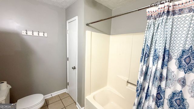 386 Chestnut Drive SE, Social Circle, GA 30025