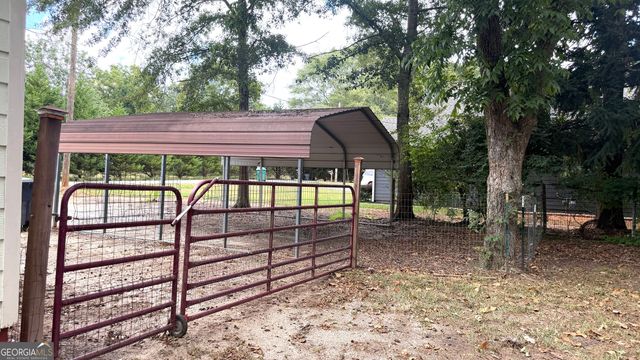 386 Chestnut Drive SE, Social Circle, GA 30025