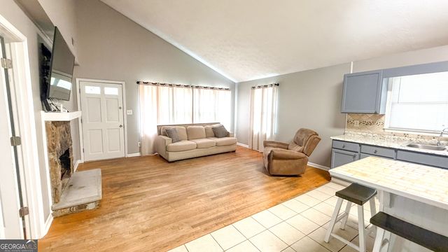 386 Chestnut Drive SE, Social Circle, GA 30025