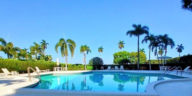 1801 S Flagler Drive 208, West Palm Beach, FL 33401