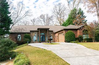 2050 Oak Grove Road NE, Atlanta, GA 30345