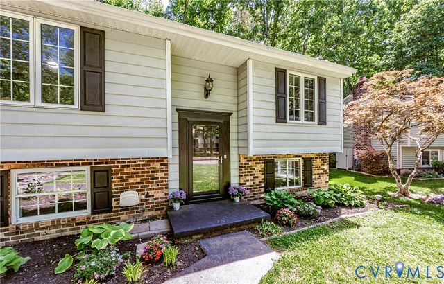 13707 Sutters Mill Cir, Midlothian, VA 23112