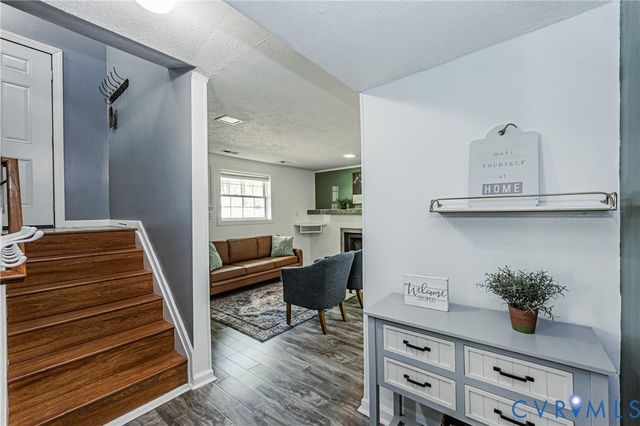 13707 Sutters Mill Cir, Midlothian, VA 23112