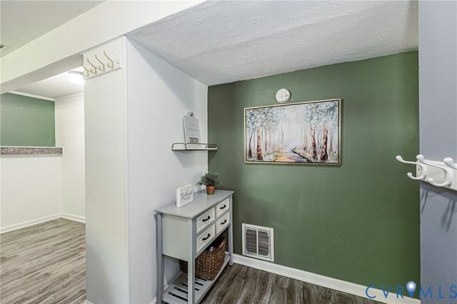13707 Sutters Mill Cir, Midlothian, VA 23112