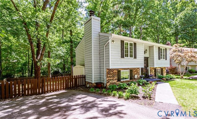 13707 Sutters Mill Cir, Midlothian, VA 23112