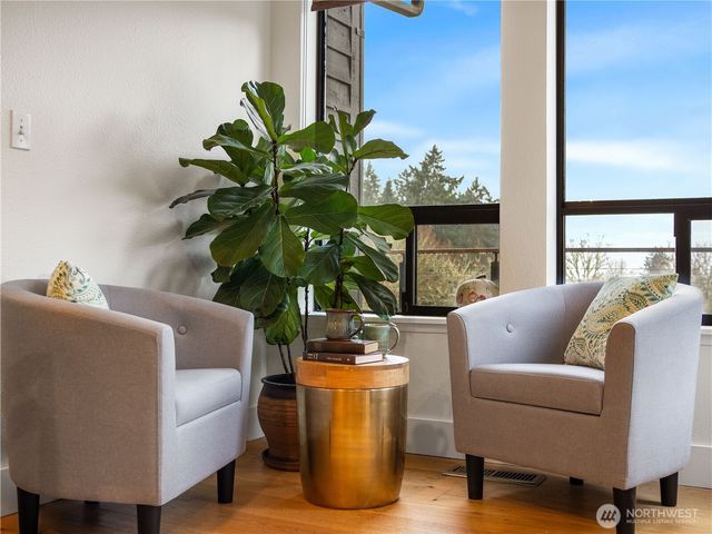 918 Lummi Drive, Fox Island, WA 98333